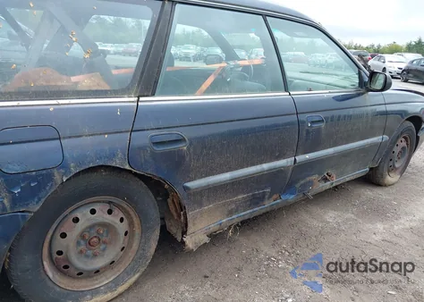 1996 Subaru Legacy L из США, поврежденный, VIN 4S3BK6358T7300748